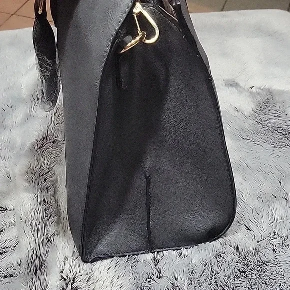 New!  Classy gray‎ handbag - Picture 4 of 7